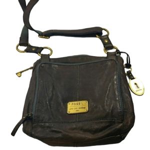 Fossil 1954 long live vintage crossbody leather bag.